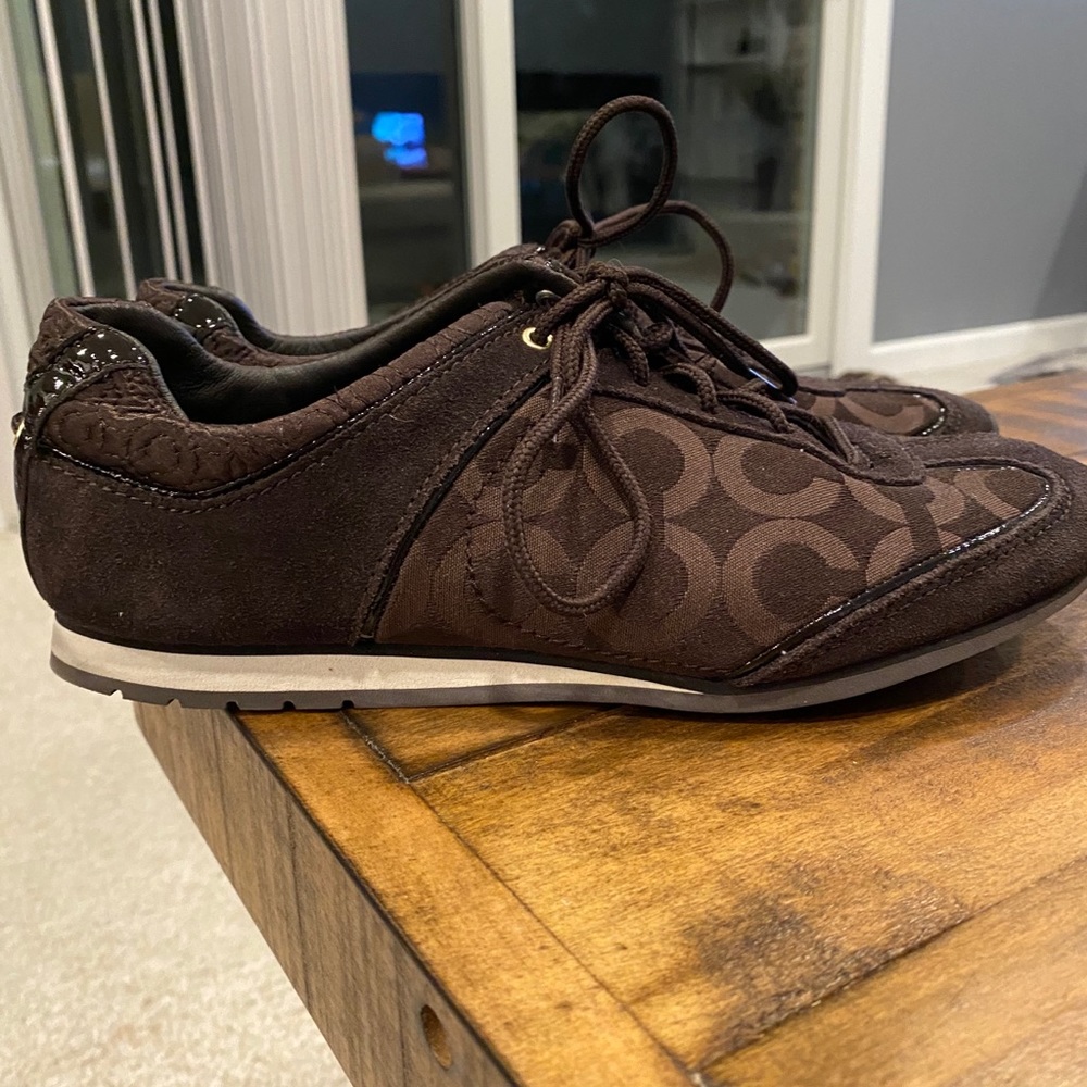 7.5 Coach Sneakers Authentic